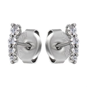 Earstuds with round quartet cubic zirconia